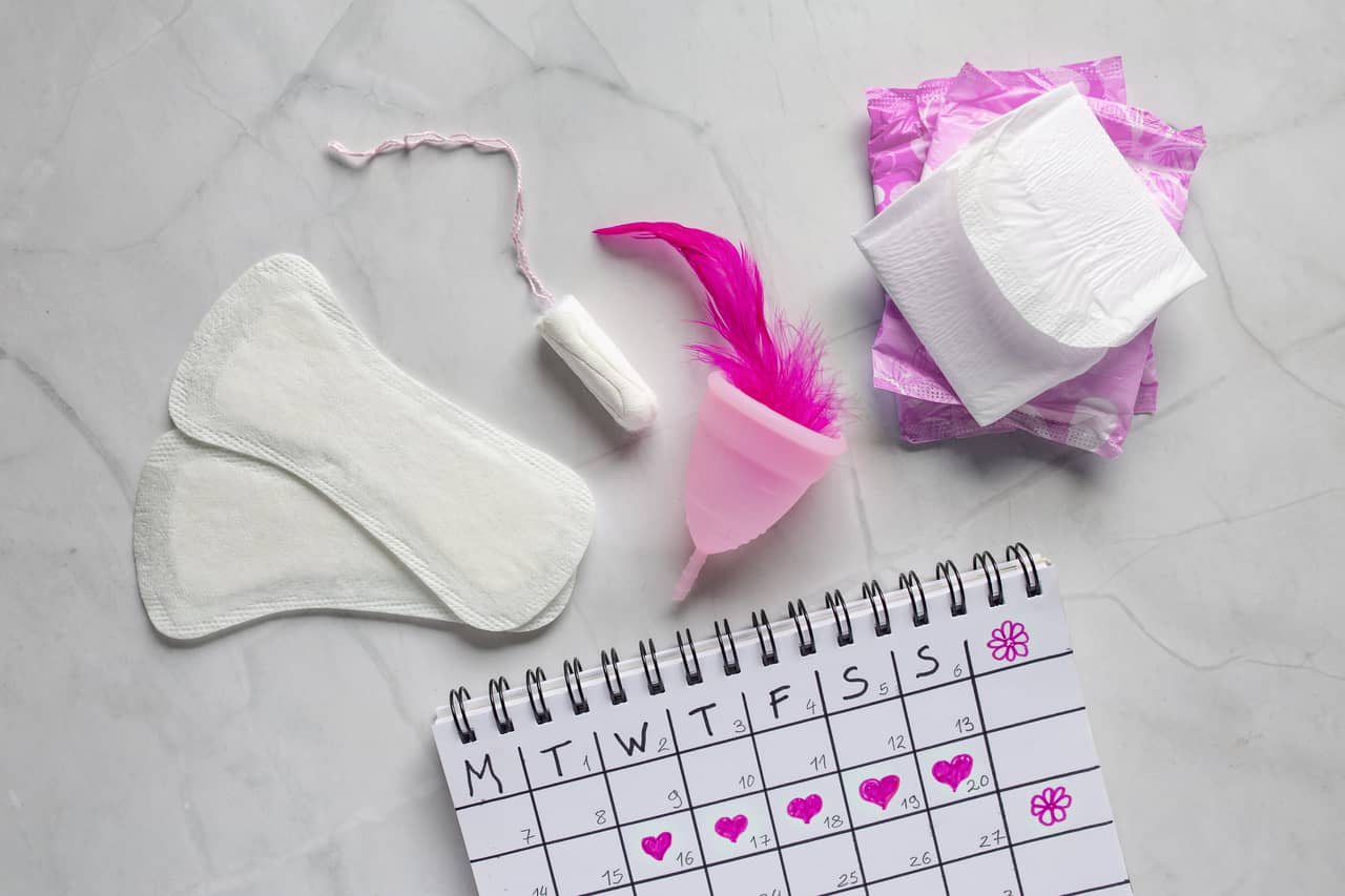 Pros and Cons of Feminine Hygiene Products